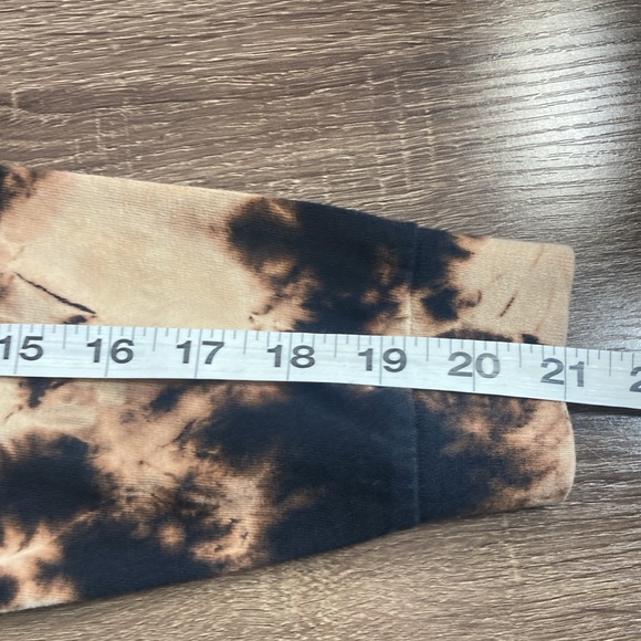 Pre Owned Aaliyah - Bleached Longsleeve - 2010s Medium Vintage T-Shirt - Picture 7 of 9